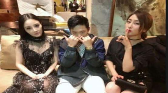 娱乐圈315吃瓜群众,揭秘明星背后的“瓜田”